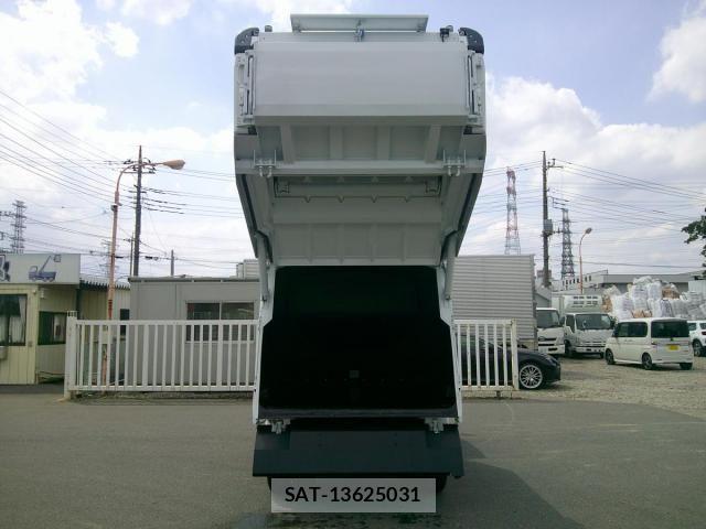 Mitsubishi CANTER 2026-02 7561911-9