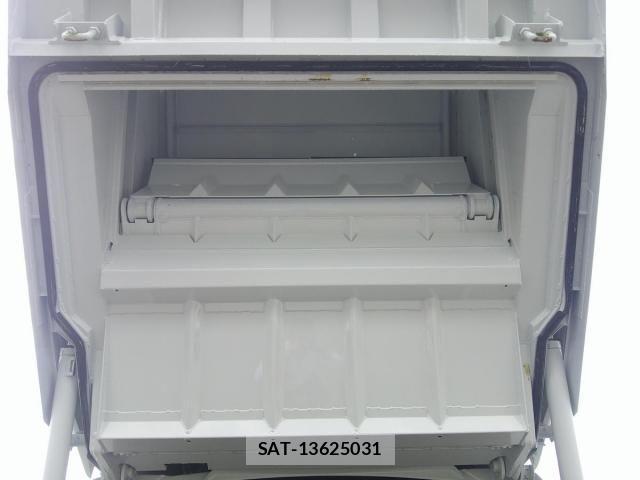 Mitsubishi CANTER 2026-02 7561911-11