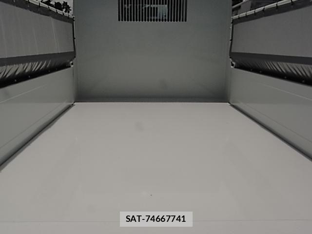Mitsubishi CANTER 2026-05 7561914-9