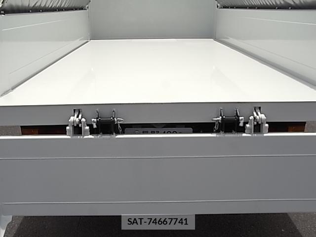 Mitsubishi CANTER 2026-05 7561914-10