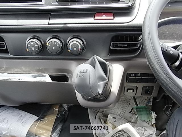 Mitsubishi CANTER 2026-05 7561914-18