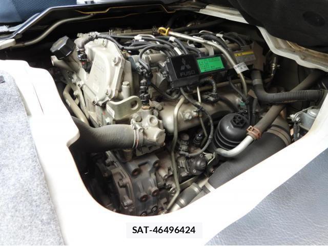Mitsubishi CANTER 2016-04 7561913-15