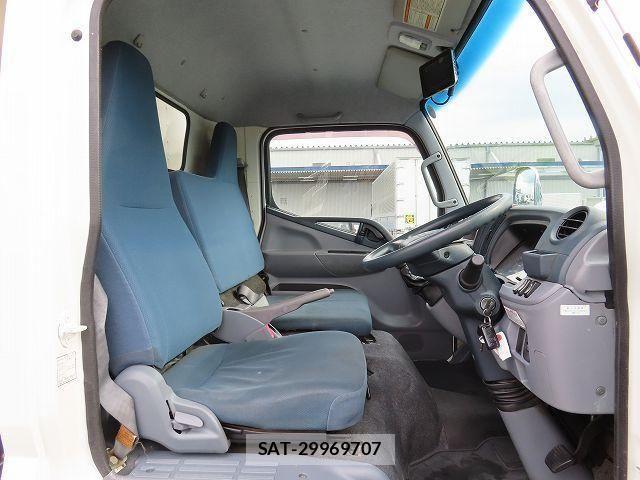 Mitsubishi CANTER 2014-06 7561916-15