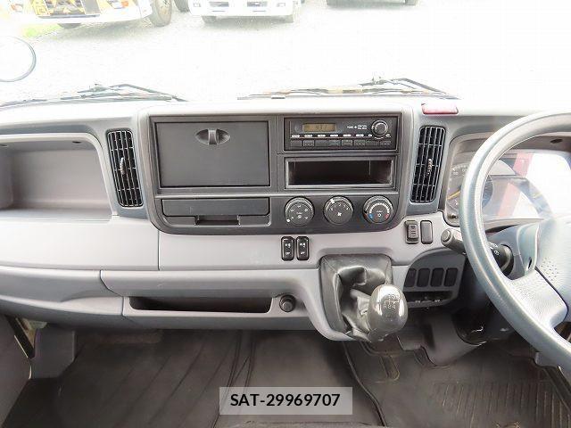 Mitsubishi CANTER 2014-06 7561916-17