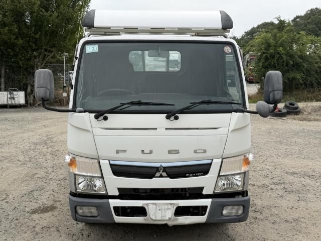 Mitsubishi CANTER 2017-03 7606807-1