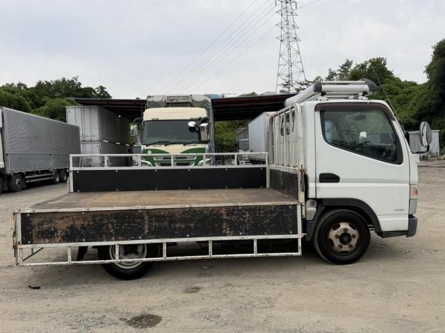 Mitsubishi CANTER 2017-03 7606807-23