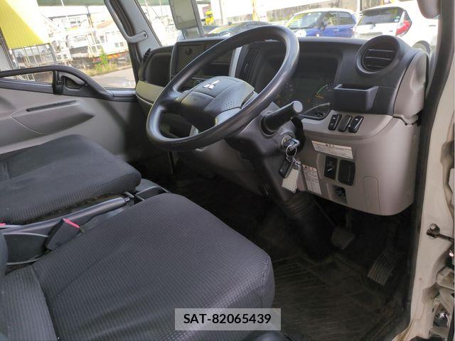 Mitsubishi CANTER 2016-10 7615390-24