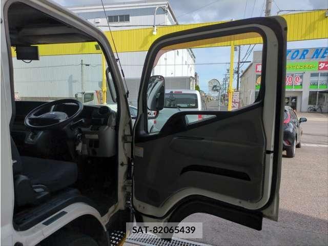 Mitsubishi CANTER 2016-10 7615390-29