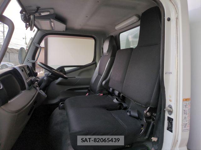 Mitsubishi CANTER 2016-10 7615390-3