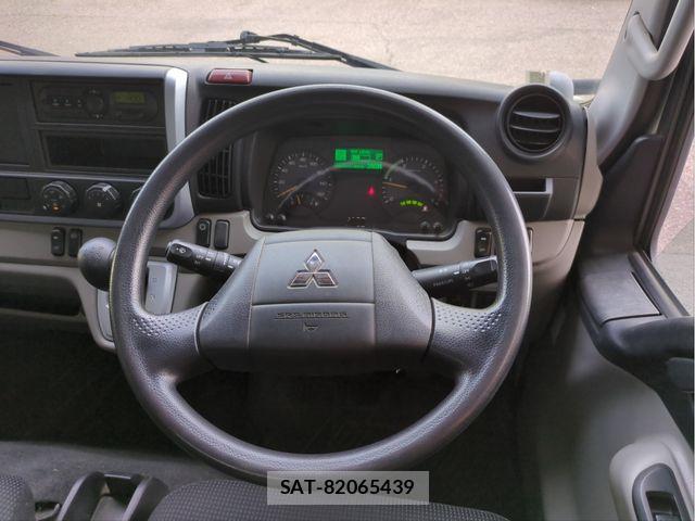 Mitsubishi CANTER 2016-10 7615390-7