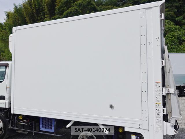 Mitsubishi CANTER 2019-03 7615383-10