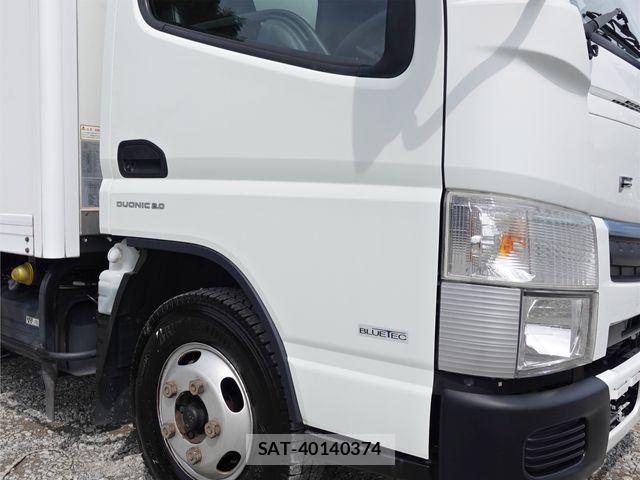 Mitsubishi CANTER 2019-03 7615383-4