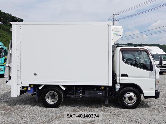 Mitsubishi CANTER 2019-03 7615383-6