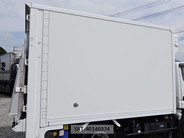 Mitsubishi CANTER 2019-03 7615383-7