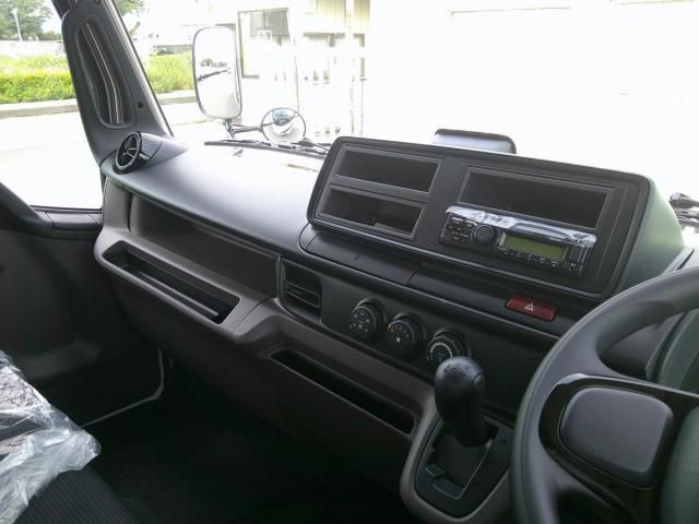 Mitsubishi CANTER 2026-02 7606794-17
