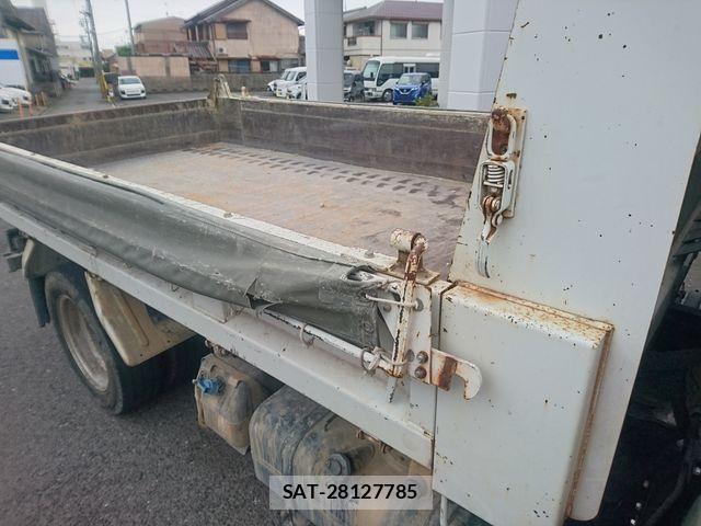 Mitsubishi CANTER 2019-06 7615387-15