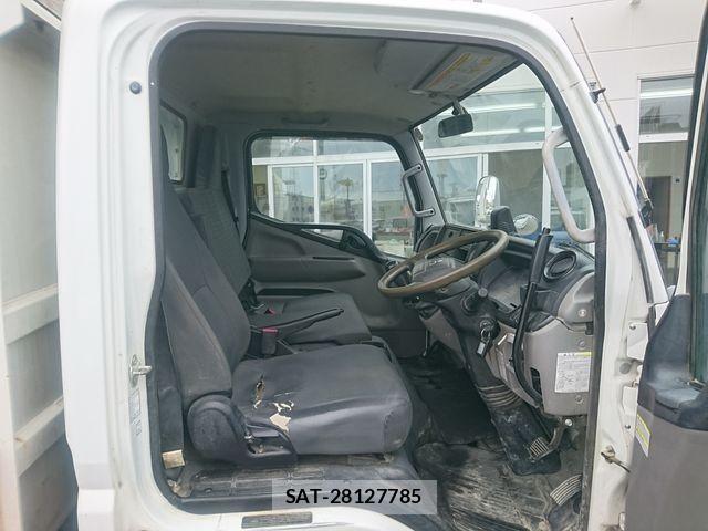 Mitsubishi CANTER 2019-06 7615387-18