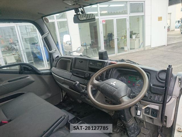 Mitsubishi CANTER 2019-06 7615387-1
