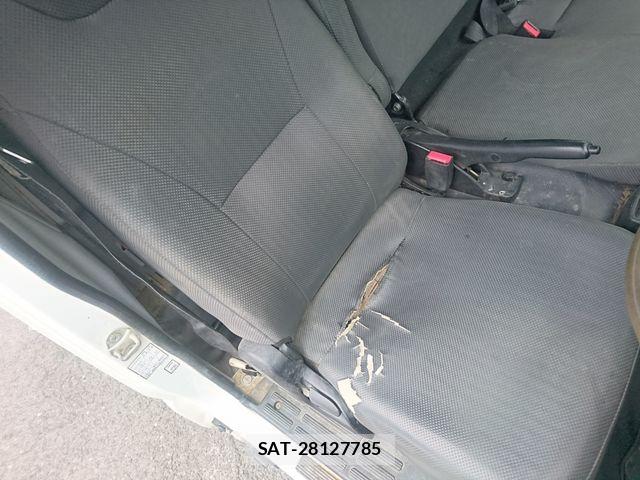 Mitsubishi CANTER 2019-06 7615387-19