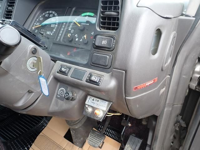 Mitsubishi CANTER 2000-12 7606806-16