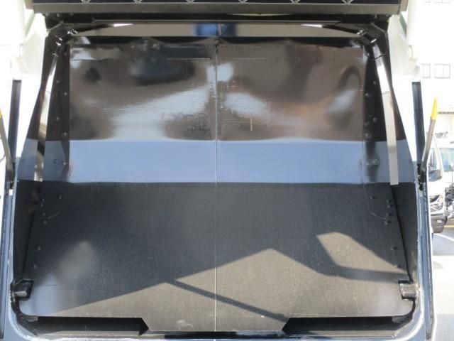 Mitsubishi CANTER 2026-03 7606785-16
