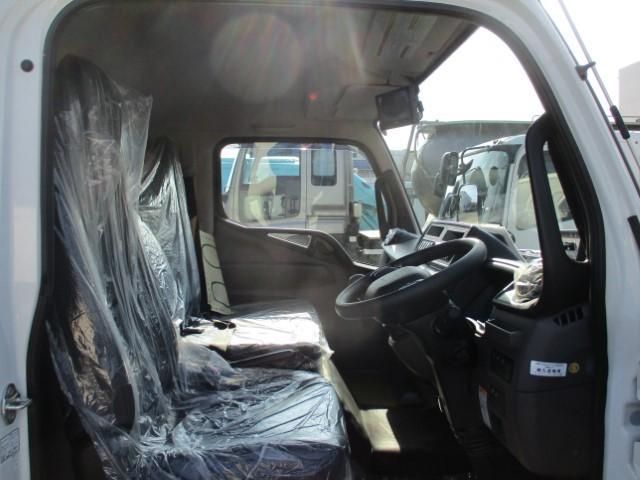 Mitsubishi CANTER 2026-03 7606785-22