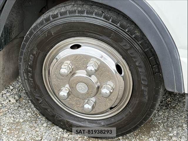Mitsubishi CANTER 2014-03 7615389-14