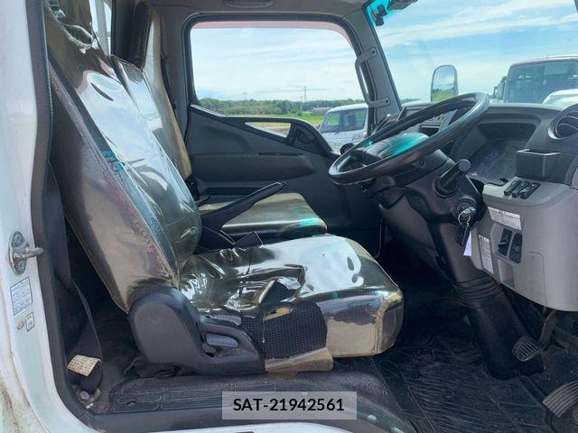 Mitsubishi CANTER 2017-04 7615388-11