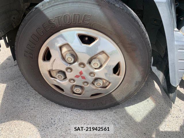 Mitsubishi CANTER 2017-04 7615388-14
