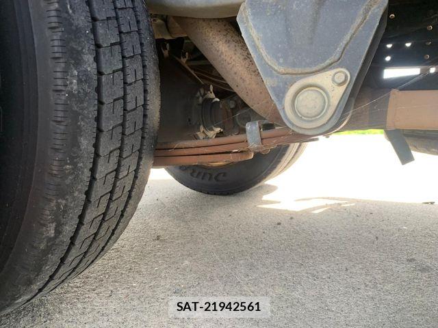 Mitsubishi CANTER 2017-04 7615388-16