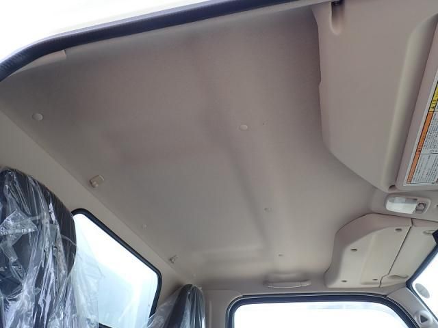 Mitsubishi CANTER 2025-10 7606796-12