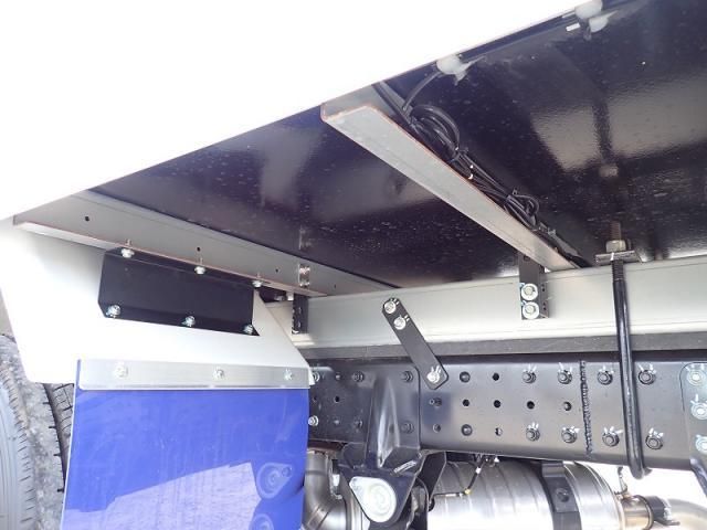Mitsubishi CANTER 2025-10 7606796-21