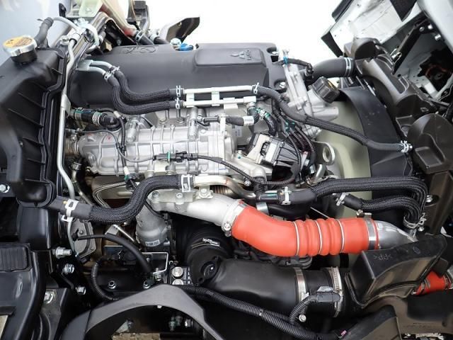 Mitsubishi CANTER 2025-10 7606796-25