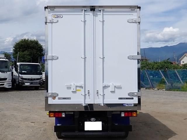 Mitsubishi CANTER 2025-10 7606796-5