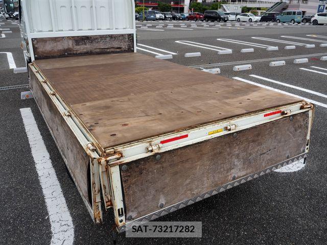 Mitsubishi CANTER 2016-08 7615386-26