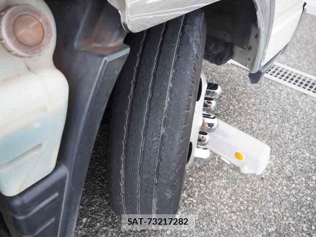 Mitsubishi CANTER 2016-08 7615386-28
