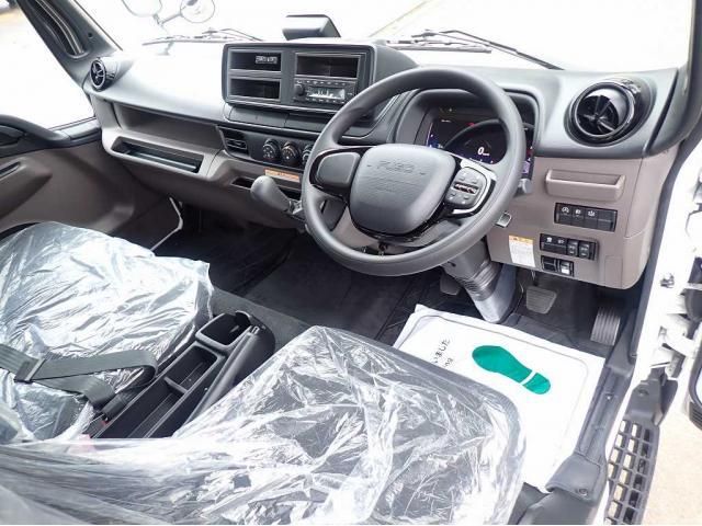Mitsubishi CANTER 2026-03 7606787-17