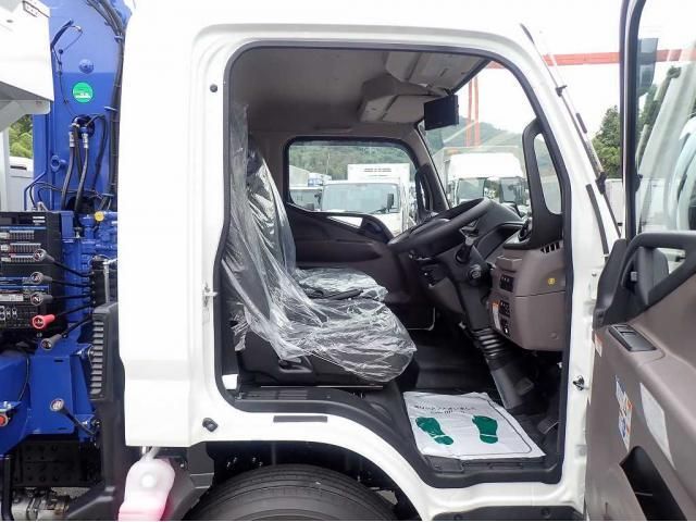 Mitsubishi CANTER 2026-03 7606787-21