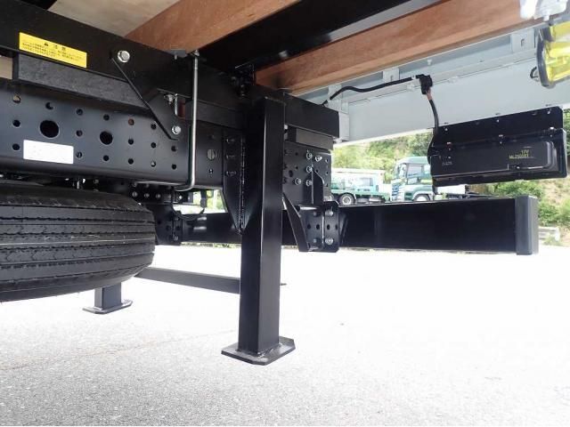 Mitsubishi CANTER 2026-03 7606787-24