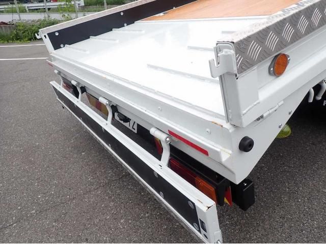 Mitsubishi CANTER 2026-03 7606787-4