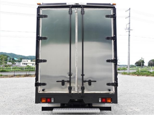 Mitsubishi CANTER 2019-04 7606798-9