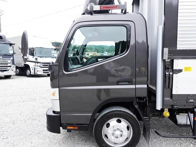 Mitsubishi CANTER 2019-04 7606798-12
