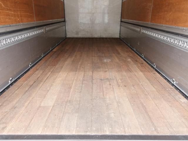 Mitsubishi CANTER 2019-04 7606798-16