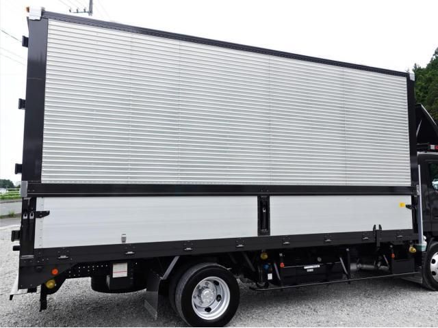 Mitsubishi CANTER 2019-04 7606798-8