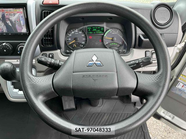 Mitsubishi CANTER 2019-05 7615382-20
