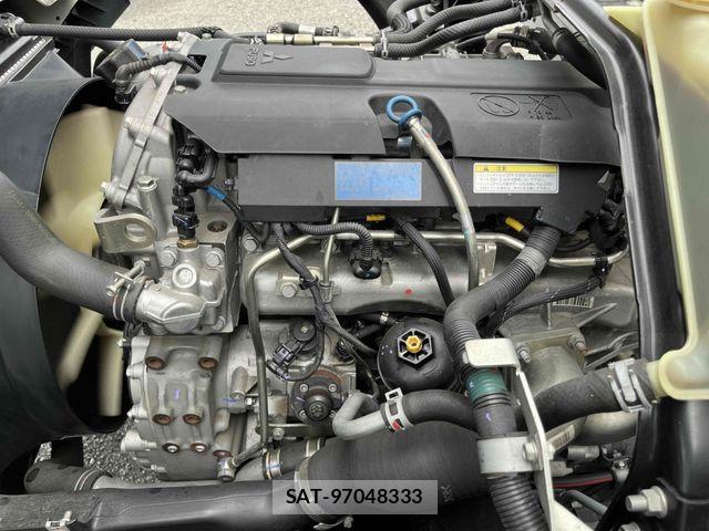 Mitsubishi CANTER 2019-05 7615382-25