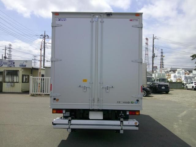 Mitsubishi CANTER 2026-02 7606789-5