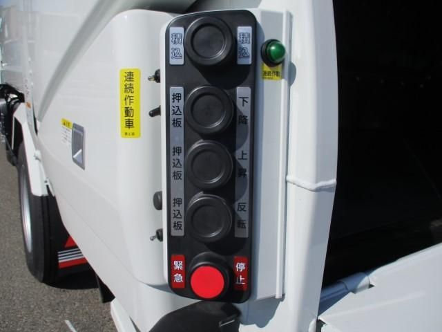 Mitsubishi CANTER 2026-03 7606786-9