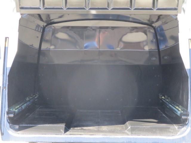 Mitsubishi CANTER 2026-03 7606786-15