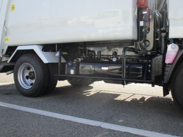 Mitsubishi CANTER 2026-03 7606786-18